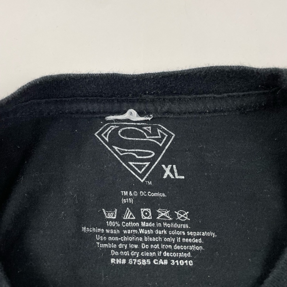 DC Comics Dripping Superman Logo Graphic T-Shirt Men’s XL Black Red Blue logo - Picture 5 of 10